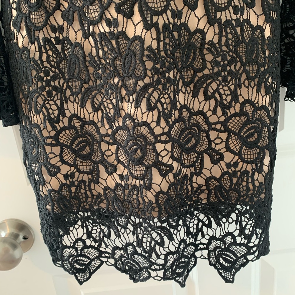 Dress - Picture 6 of 6
